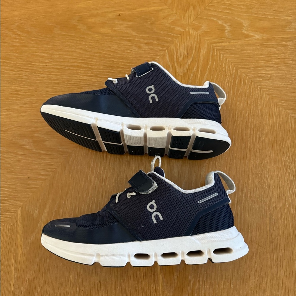 Kids On Cloud Cloudplay Sneakers